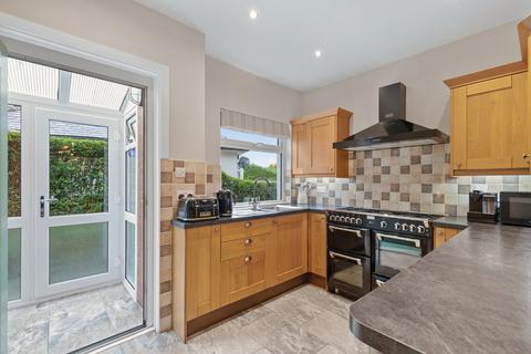 3 bedroom detached house for sale, Renton Drive, Guiseley, Leeds, West Yorkshire, LS20