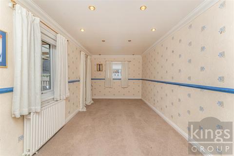 3 bedroom terraced house for sale, The Maples, Harlow