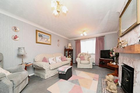 2 bedroom detached bungalow for sale, Rowan Drive, King's Lynn PE32