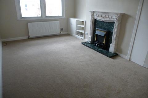 3 bedroom flat to rent, High Street, Dunbar, East Lothian, EH42