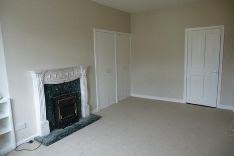 3 bedroom flat to rent, High Street, Dunbar, East Lothian, EH42