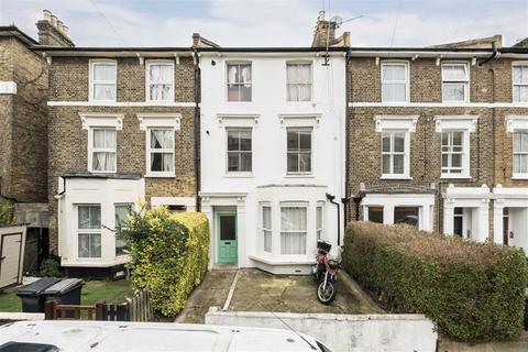 3 bedroom flat for sale, Endwell Road, London SE4