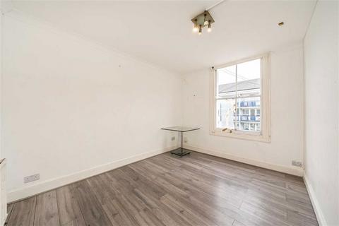 3 bedroom flat for sale, Endwell Road, London SE4