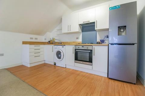 2 bedroom apartment to rent, Harding Street, Swindon SN1