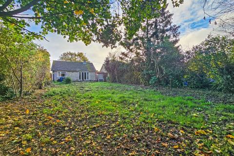 2 bedroom detached bungalow for sale, Comberton, Cambridge CB23