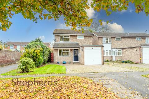 3 bedroom detached house for sale, Lammasmead, Broxbourne EN10