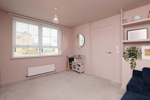 5 Catchilraw Drive, Edinburgh, EH17 8GE
