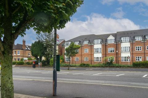 2 bedroom apartment to rent, Birch End, Warwick