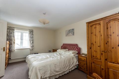 54 Harrington Walk, Lichfield, WS13 7UY