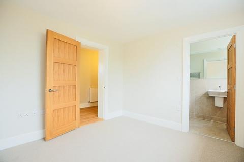 1 bedroom flat to rent, Trenchard Lane, Caversfield, Bicester, Oxfordshire