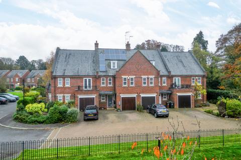 3 bedroom terraced house for sale, Azalea Close, Napsbury Park, London Colney, St. Albans AL2