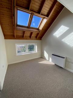 1 bedroom apartment to rent, Hamilton Court, Wellington Road