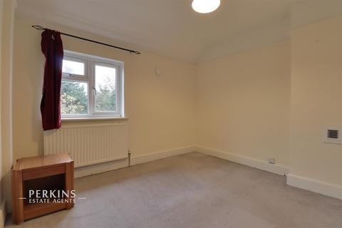 3 bedroom house to rent, Eastcote Lane, Northolt