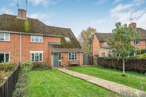 3 bedroom semi-detached house for sale, Weller Close, Berrick Salome OX10