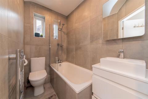 1 bedroom flat for sale, Mountfield Road, Finchley