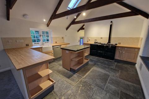 1 bedroom barn conversion to rent, Ladock