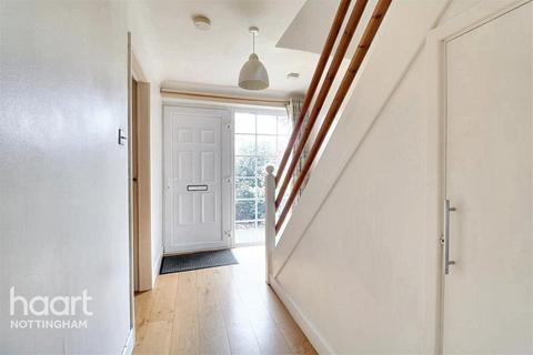 4 bedroom flat to rent, Stella Avenue, Nottingham