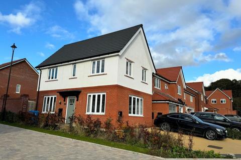 3 bedroom detached house to rent, Buckthorne Road, Whiston L35