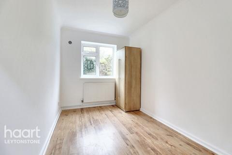 2 bedroom flat for sale, Boscombe Avenue, Leyton