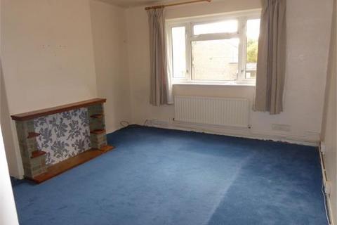 2 bedroom maisonette to rent, Trenholme Terrace, London