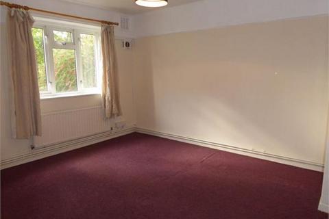 2 bedroom maisonette to rent, Trenholme Terrace, London