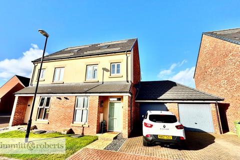 3 bedroom detached house for sale, Louisa Close, Houghton le Spring, Tyne and Wear, DH4