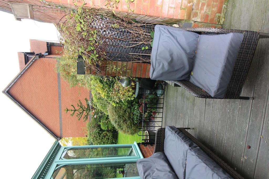 Courtyard area.JPG