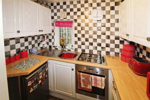 1 bedroom terraced house for sale, Fletcher Road, Bradford BD6