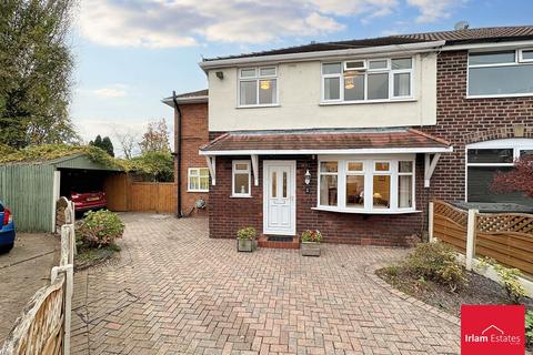 4 bedroom property for sale, Lyndhurst Avenue, Irlam, M44