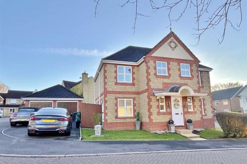 4 bedroom detached house for sale, Dewlands Road, Verwood, Dorset, BH31