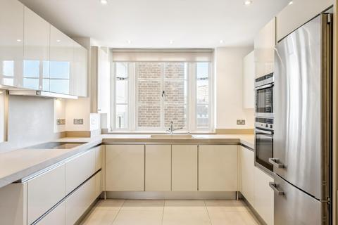 4 bedroom flat to rent, Bryanston Square, Marylebone, London, W1H