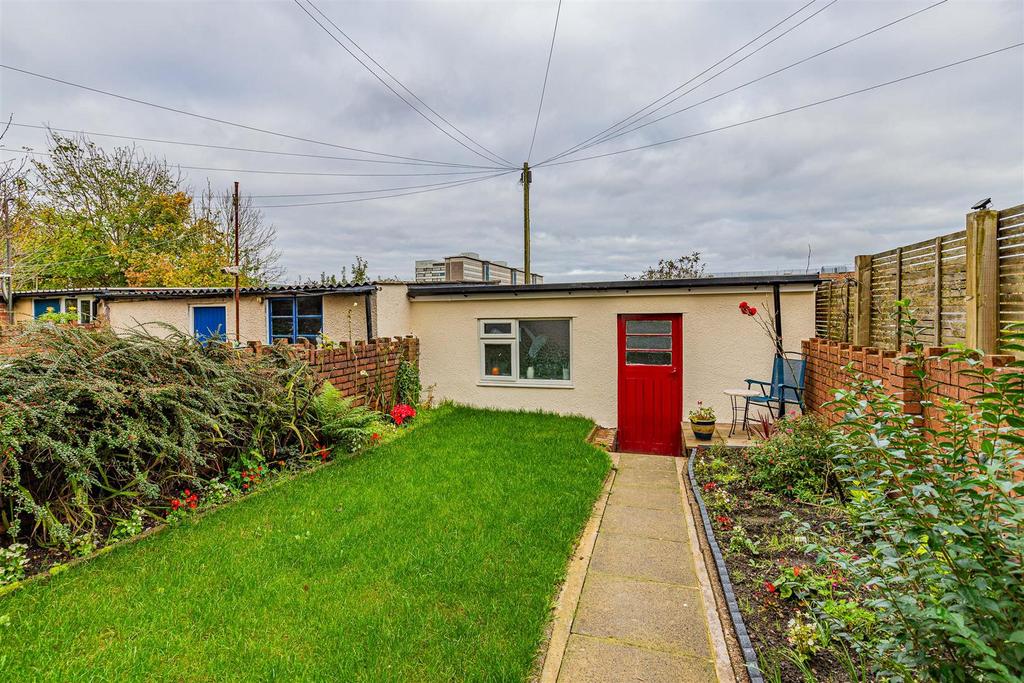 Clodien Avenue 39-20.jpg
