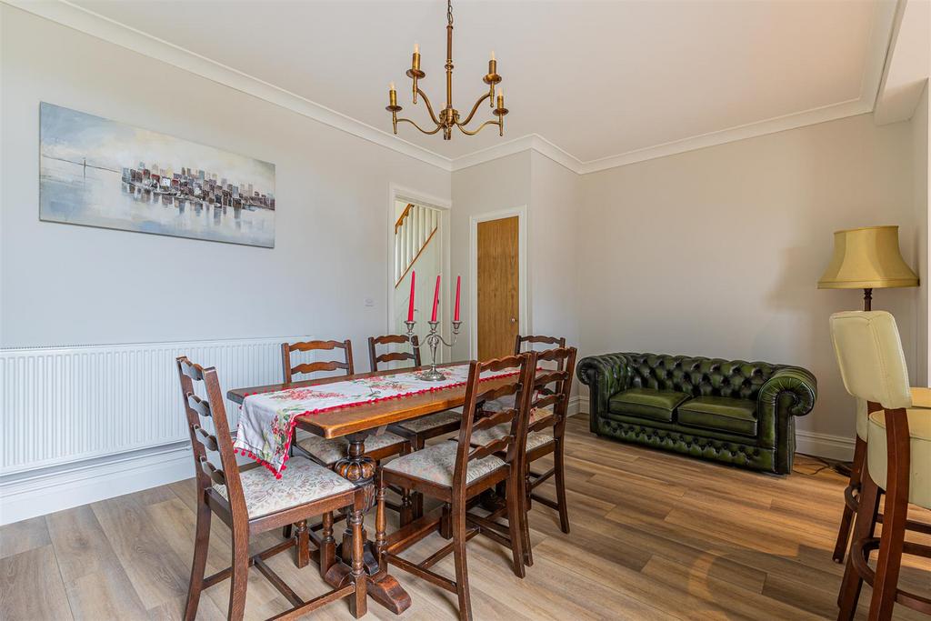 Clodien Avenue 39-13.jpg