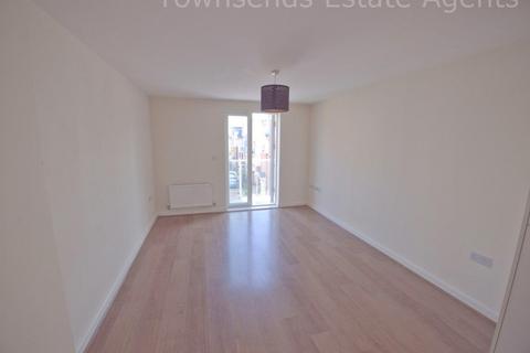 2 bedroom flat to rent, Pumphouse Crescent, Watford WD17