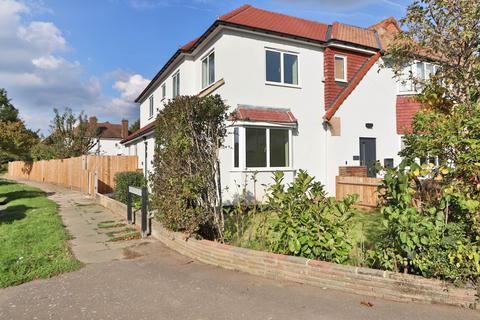 undefined, Motspur Park, New Malden