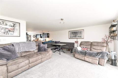 3 bedroom end of terrace house for sale, Bronte Court, Thornton, Bradford, West Yorkshire, BD13