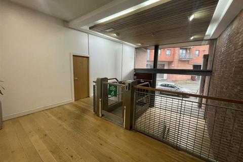 2 bedroom apartment for sale, Blantyre Street, Manchester M15