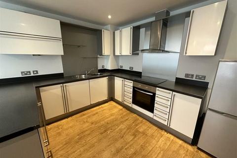 2 bedroom apartment for sale, Blantyre Street, Manchester M15