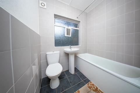 2 bedroom property to rent, Lady Margaret Road, Southall UB1