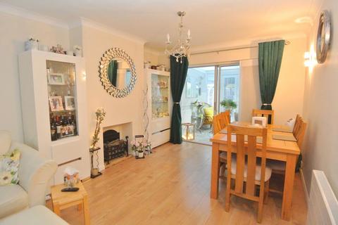 4 bedroom house for sale, Gilmore Crescent, Ashford TW15