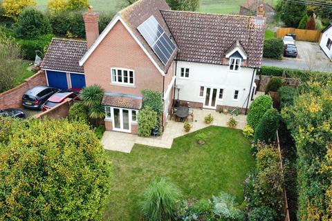 4 bedroom detached house for sale, Mill Field, Stowmarket IP14