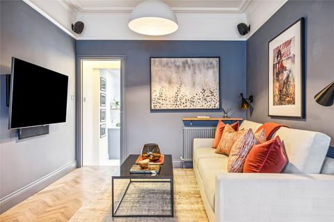 39 Marney Road, London, SW11 5EW