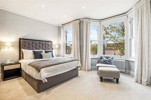 39 Marney Road, London, SW11 5EW