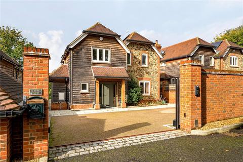 3 bedroom detached house for sale, East Bridge Close, Tilford, Farnham, Surrey, GU10