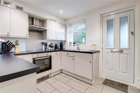 2 bedroom terraced house to rent, Chiswell Green Lane, St. Albans, Hertfordshire