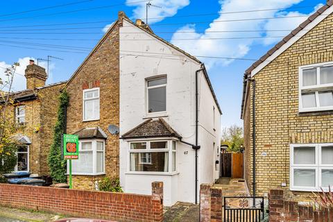 3 bedroom semi-detached house for sale, Hythe Road, Staines-upon-Thames, TW18