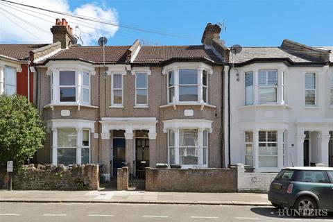 2 bedroom flat to rent, Ranelagh Road, London, N17