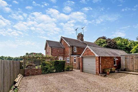 3 bedroom cottage for sale, Pasture Lane, Barleythorpe, Rutland