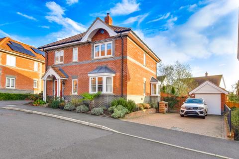 4 bedroom detached house for sale, Brick Kiln Drive, Great Dunmow