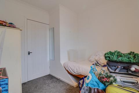 34 Barnfield Close, Southampton, SO19 9GT